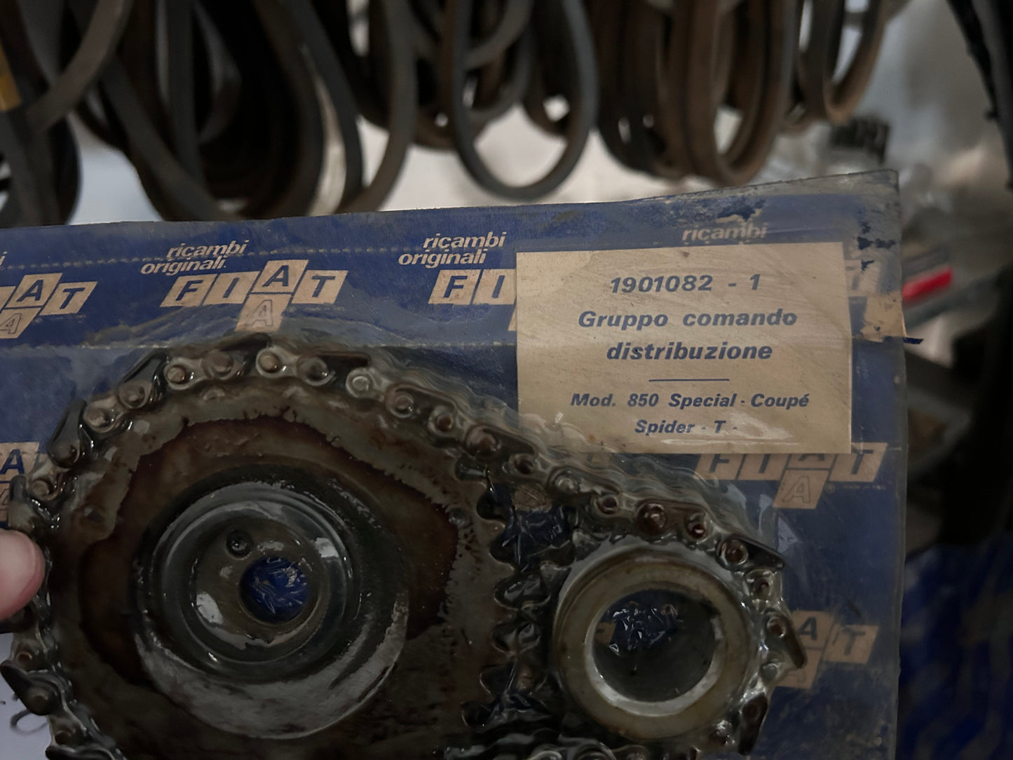 FIAT 850 SPIDER COUPE' SPECIAL 900 T/E CATENA DISTRIBUZIONE ORIGINALE 1901082-1